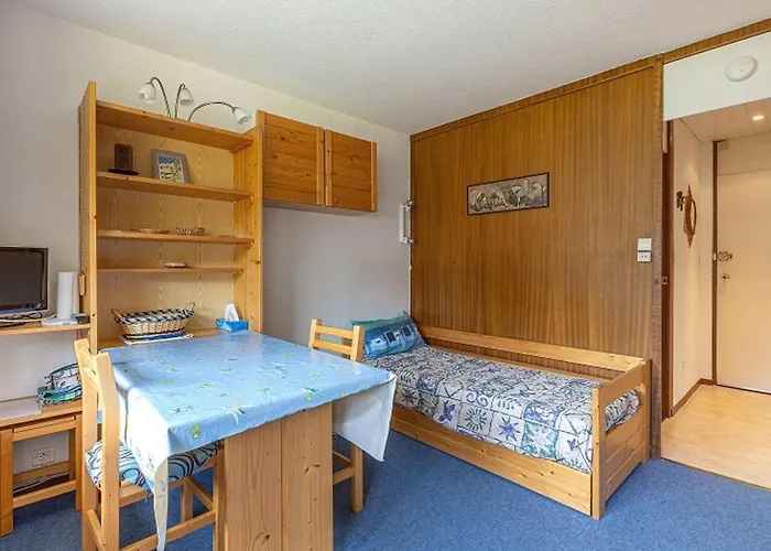 Ensoleille Pied Des Pistes A Plagne Centre - Fr-1-351-115 Apartment *