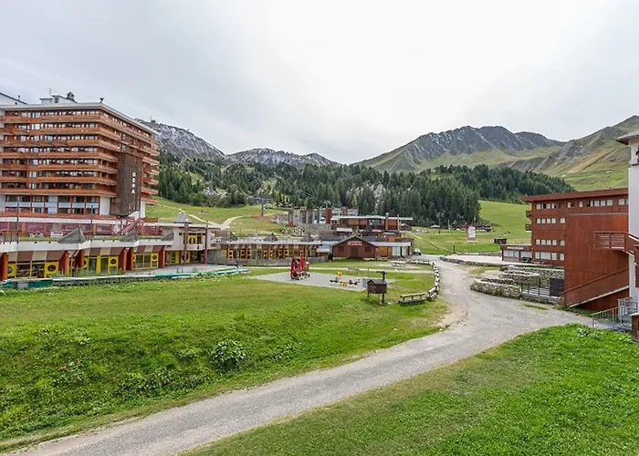 Ensoleille Pied Des Pistes A Plagne Centre - Fr-1-351-115 *