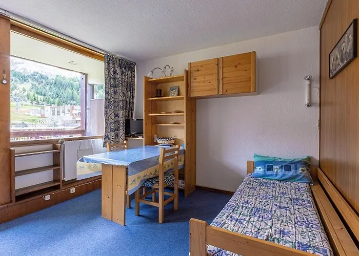 Ensoleillé Au Pied Des Pistes à - Fr-1-351-115